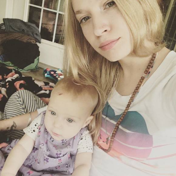 Meet your Posher, Alana - Picture 1 of 4